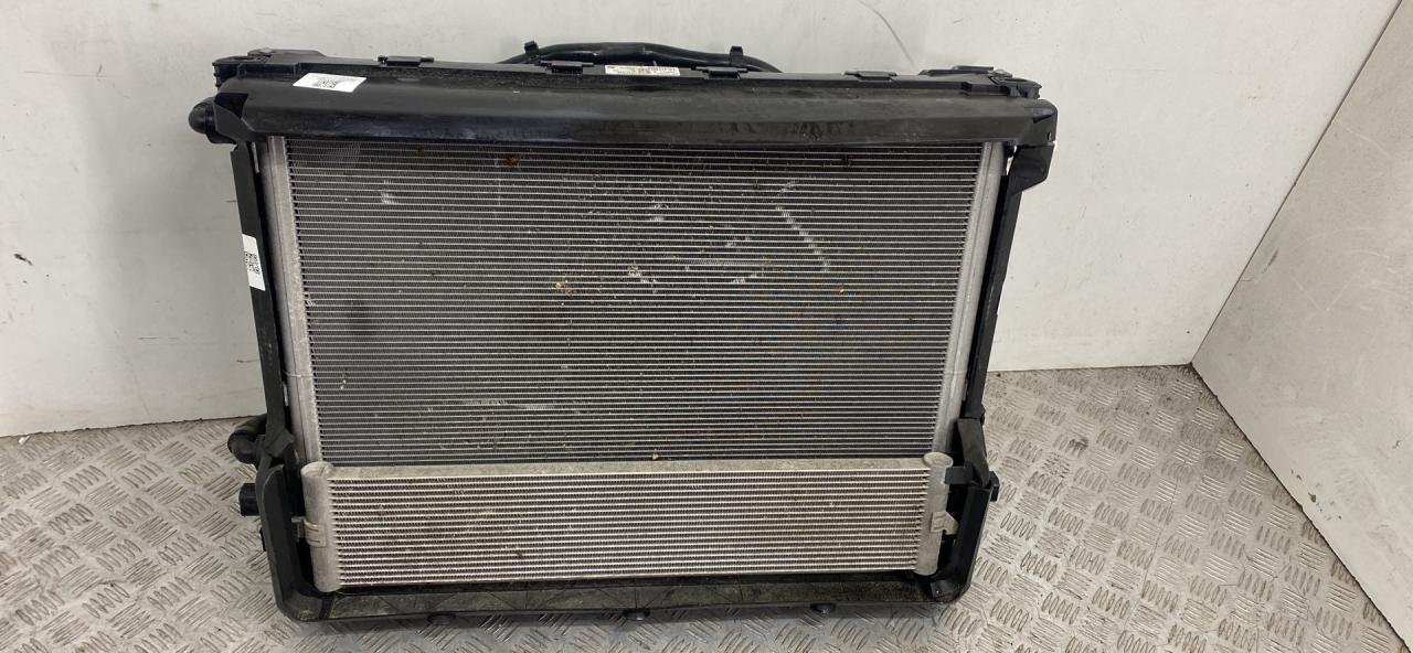 кассета радиаторов BMW 7 серия G11/G12 G11 2017, 3.0 л., B58B30, бензин, 8617086, 8642864 - фото №1