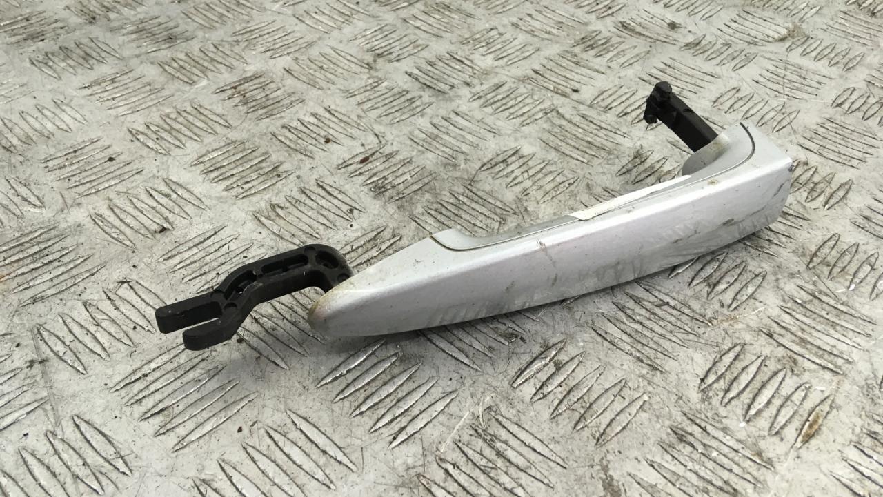 ручка наружная BMW 3 серия F30/F31/F34 F31 2014, 3.0 л., N57 D30 A, дизель, АКПП, универсал, задний привод, правый руль, 51217207562 - фото №1