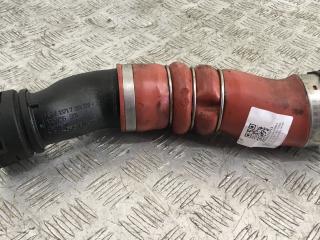 патрубок интеркулера BMW 5 серия F07/F10/F11 F10 2012, 3.5 л., бензин, АКПП, black sapphire metallic (475), седан, полный привод, 13717583728, 7583728