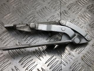 петля капота левая BMW 7 серия E65/E66/E67 [рестайлинг] E66 2007, 3.0 л., M57 D30 (306D3), дизель, АКПП, titansilber metallic (354), седан, задний привод, правый руль, 41617210671, 8240333