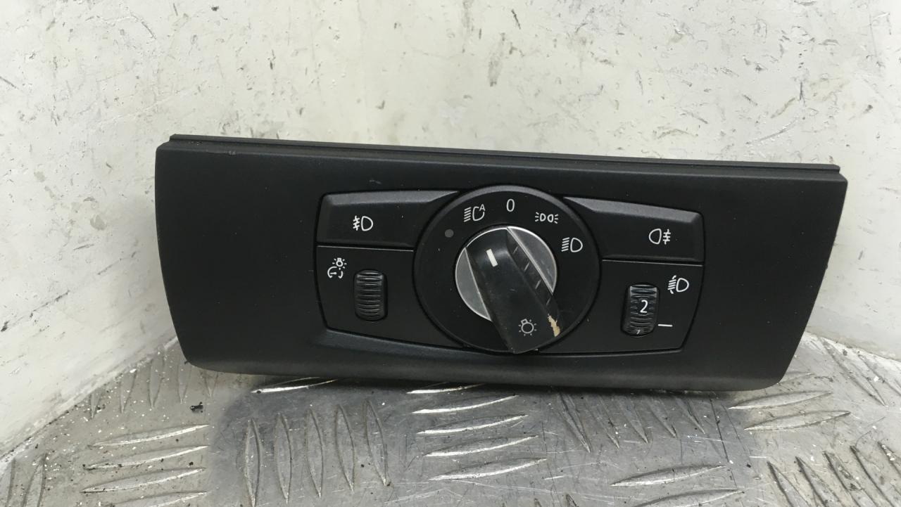 переключатель света BMW X5 E70 2009, 3.5 л., M57D30 (306D5), дизель, АКПП, titansilber metallic (354), внедорожник 5 дв., полный привод, правый руль, 61319134725, 9134725 - фото №1