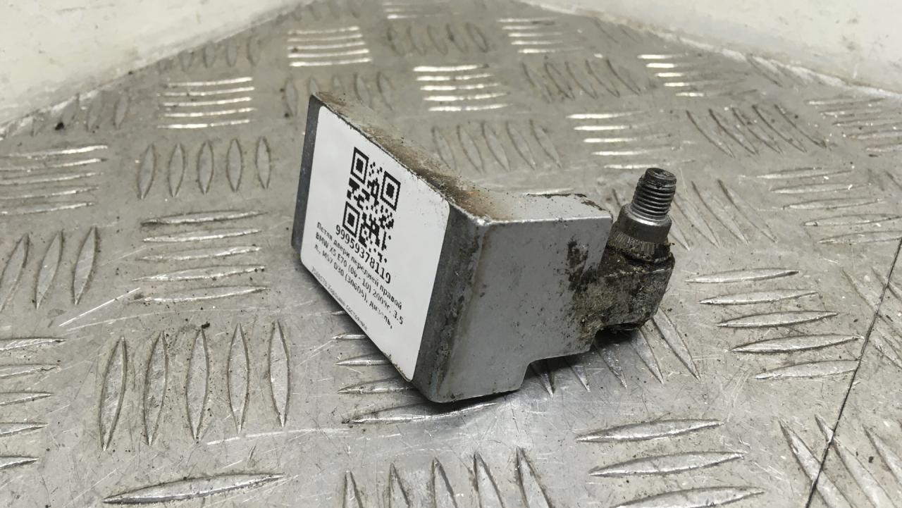петля двери BMW X5 E70 2009, 3.5 л., M57D30 (306D5), дизель, АКПП, titansilber metallic (354), внедорожник 5 дв., полный привод, правый руль, 41517176850, 7068078 - фото №1