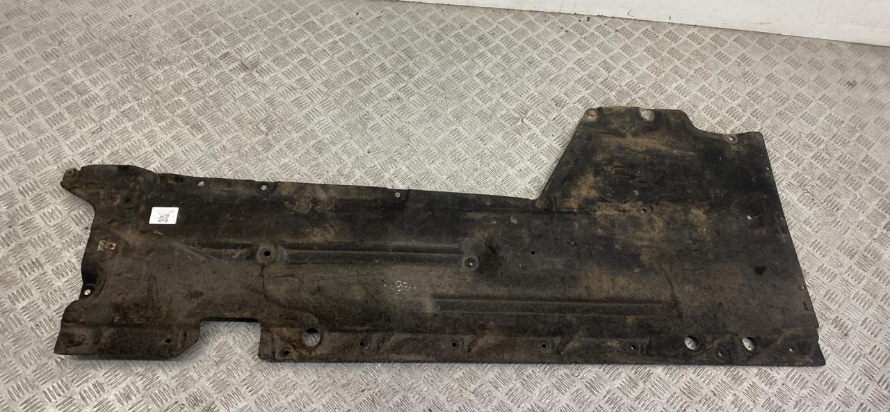 защита днища BMW 3 серия F30/F31/F34 2014, 2.0 л., N47 D20 C, дизель, МКПП, седан, задний привод, правый руль, 51757241834, 7241834 - фото №1