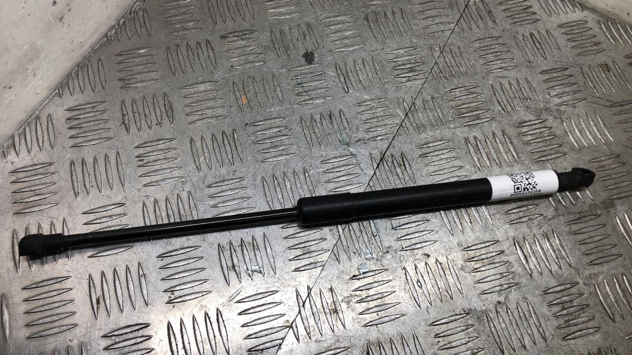 амортизатор капота BMW 3 серия E90/E91/E92/E93 E90 2007, 3.0 л., N52 B30, бензин, АКПП, седан, задний привод, правый руль, 7060550, 51237060550 - фото №1