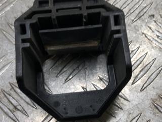 кронштейн радиатора BMW 3 серия E90/E91/E92/E93 E90 2007, 3.0 л., N52 B30, бензин, АКПП, седан, задний привод, правый руль, 17117524956, 7524956