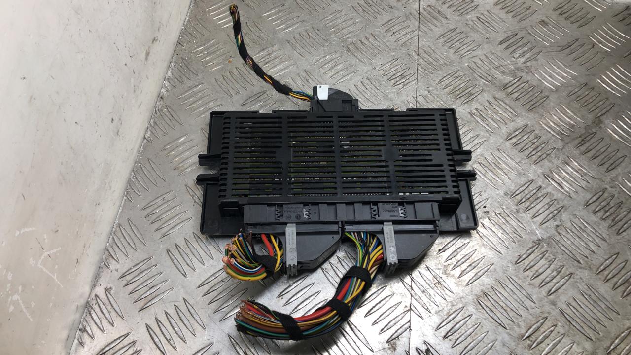 блок управления светом BMW 3 серия E90/E91/E92/E93 E90 2007, 3.0 л., N52 B30, бензин, АКПП, седан, задний привод, правый руль, 61356977723, 6977723 - фото №1