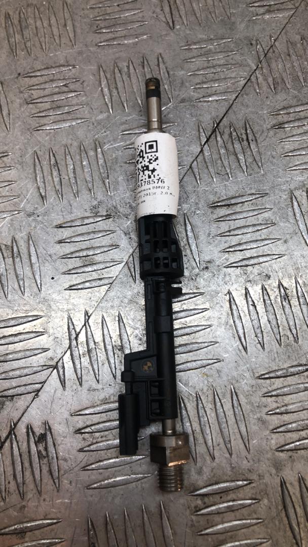 форсунка BMW 2 серия F22/F23 2015, 2.0 л., N20 B20 A, бензин, 7597870 - фото №1
