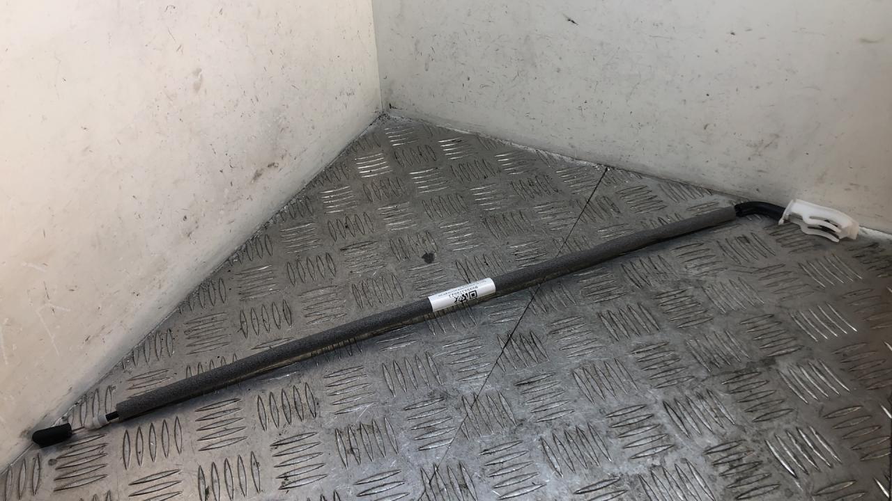 трос двери BMW 3 серия E90/E91/E92/E93 E90 2007, 3.0 л., N52 B30, бензин, АКПП, седан, задний привод, правый руль, 51217059969, 7059969 - фото №1