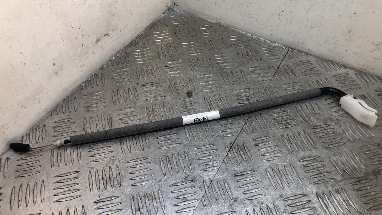 тросик внутренней ручки двери задней BMW 3 серия E90/E91/E92/E93 E90 2007, 3.0 л., N52 B30, бензин, АКПП, седан, задний привод, правый руль, 51227117743, 7117743 - фото №1