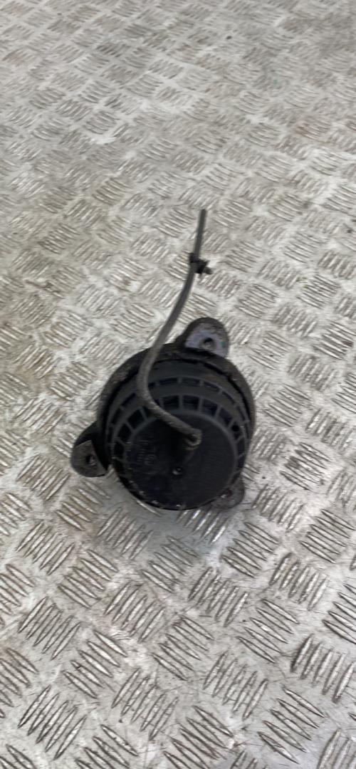 подушка крепления двигателя BMW 5 серия F07/F10/F11 F10 2011, 2.0 л., N47 D20 C, дизель, АКПП, a90 (sophitgrau), седан, задний привод, правый руль, 22116780264, 6780264 - фото №1