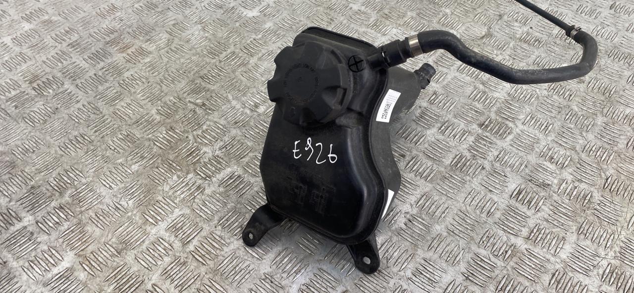бачок расширительный BMW 3 серия E90/E91/E92/E93 E90 2007, 3.0 л., N52 B30, бензин, АКПП, седан, задний привод, правый руль, 17137640514, 7513026 - фото №1