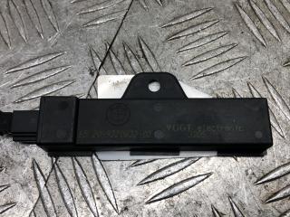 Антенна системы комфортного доступа BMW 5 серия F07/F10/F11 F10 2011, 2.0 л., N47 D20 C, дизель, АКПП, a90 (sophitgrau), седан, задний привод, правый руль, 65209220832, 9220832