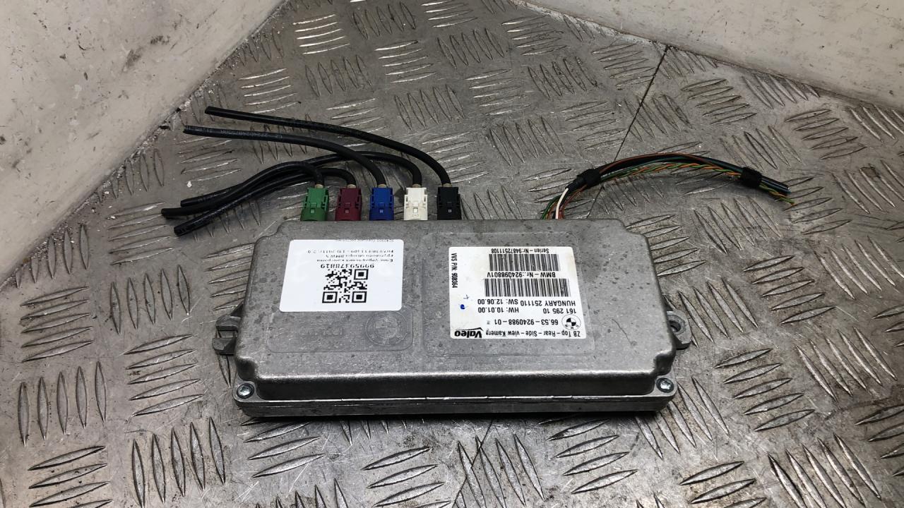 блок управления камерой BMW 5 серия F07/F10/F11 F10 2011, 2.0 л., N47 D20 C, дизель, АКПП, a90 (sophitgrau), седан, задний привод, правый руль, 66539240988, 9240988 - фото №1