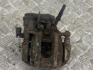 суппорт задний левый BMW 5 серия F07/F10/F11 F10 2011, 2.0 л., N47 D20 C, дизель, АКПП, a90 (sophitgrau), седан, задний привод, правый руль, 34216793041