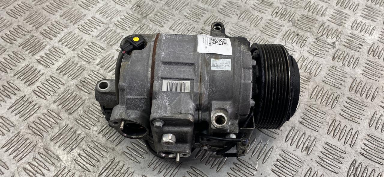 компрессор кондиционера BMW 5 серия F07/F10/F11 F10 2012, 3.0 л., N55 B30 A, бензин, АКПП, havanna (a17), седан, полный привод, 64529217868, 9217868 - фото №1