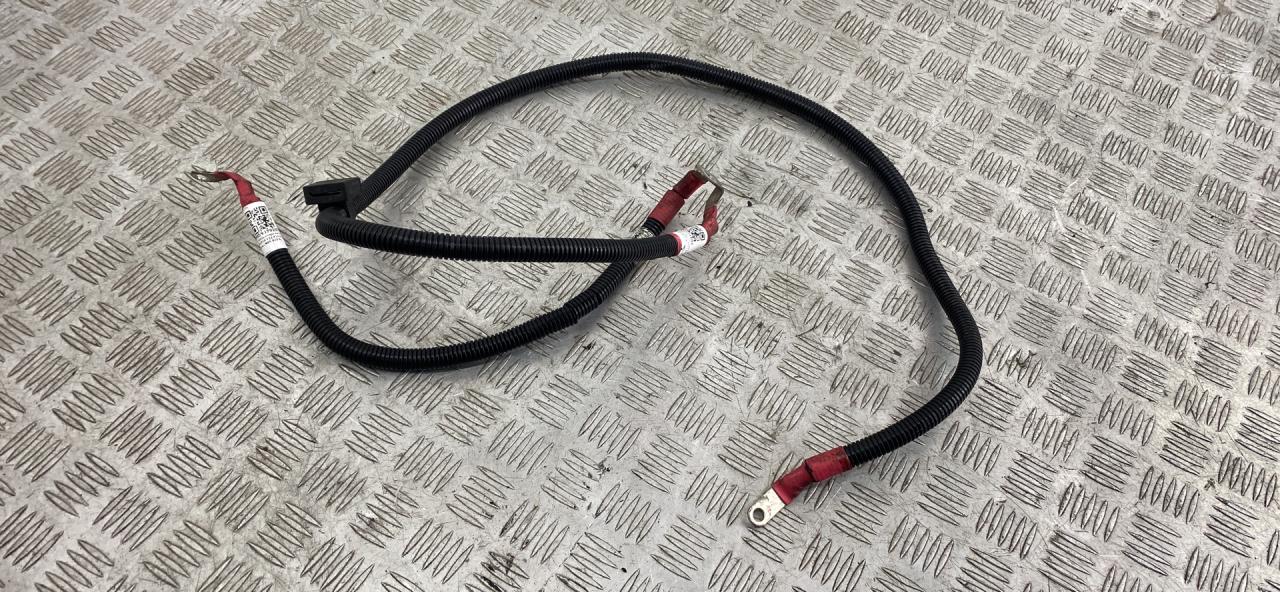 провод с генератора на стартер BMW 5 серия F07/F10/F11 F10 2012, 3.0 л., N55 B30 A, бензин, АКПП, havanna (a17), седан, полный привод, 12427584685 - фото №1