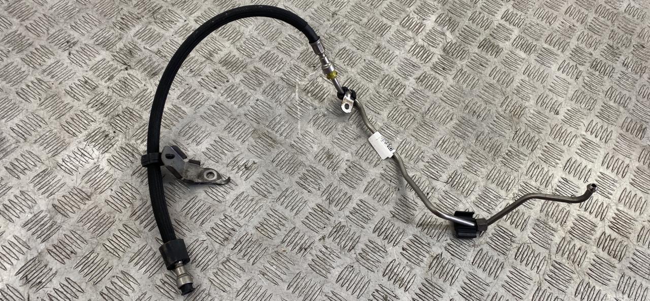 трубка топливная BMW 2 серия F22/F23 2015, 2.0 л., N20 B20 A, бензин, 7585415 - фото №1