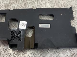 пластик BMW X6 M E71/E72 2010, 4.4 л., S63 B44 A, бензин, АКПП, carbonschwarz metallic (416), внедорожник 5 дв., полный привод, 51457161791