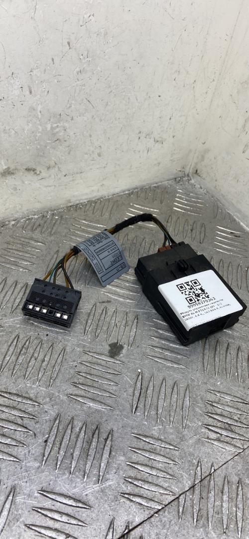 блок управления сиденьем BMW X6 M E71/E72 2010, 4.4 л., S63 B44 A, бензин, АКПП, carbonschwarz metallic (416), внедорожник 5 дв., полный привод, 61356926435, 6926435 - фото №1