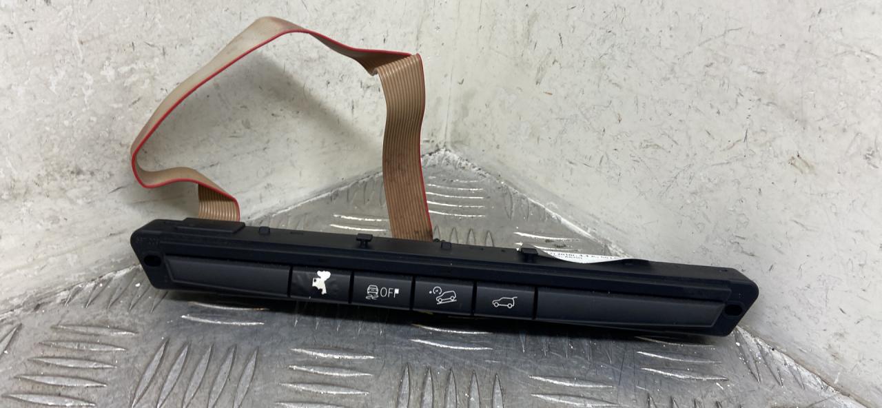 кнопка (выключатель) BMW X6 M E71/E72 2010, 4.4 л., S63 B44 A, бензин, АКПП, carbonschwarz metallic (416), внедорожник 5 дв., полный привод, 9208218, 61319208218 - фото №1