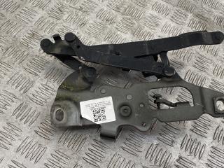 петля капота правая BMW 5 серия F07/F10/F11 [рестайлинг] F10 2013, 4.4 л., N63 B44 A, бензин, АКПП, черный black-sapphire metallic, седан, полный привод, 41007270884, 7249888