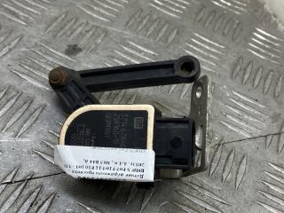 датчик дорожного просвета BMW 5 серия F07/F10/F11 [рестайлинг] F10 2013, 4.4 л., N63 B44 A, бензин, АКПП, черный black-sapphire metallic, седан, полный привод, 6784075, 37146870000
