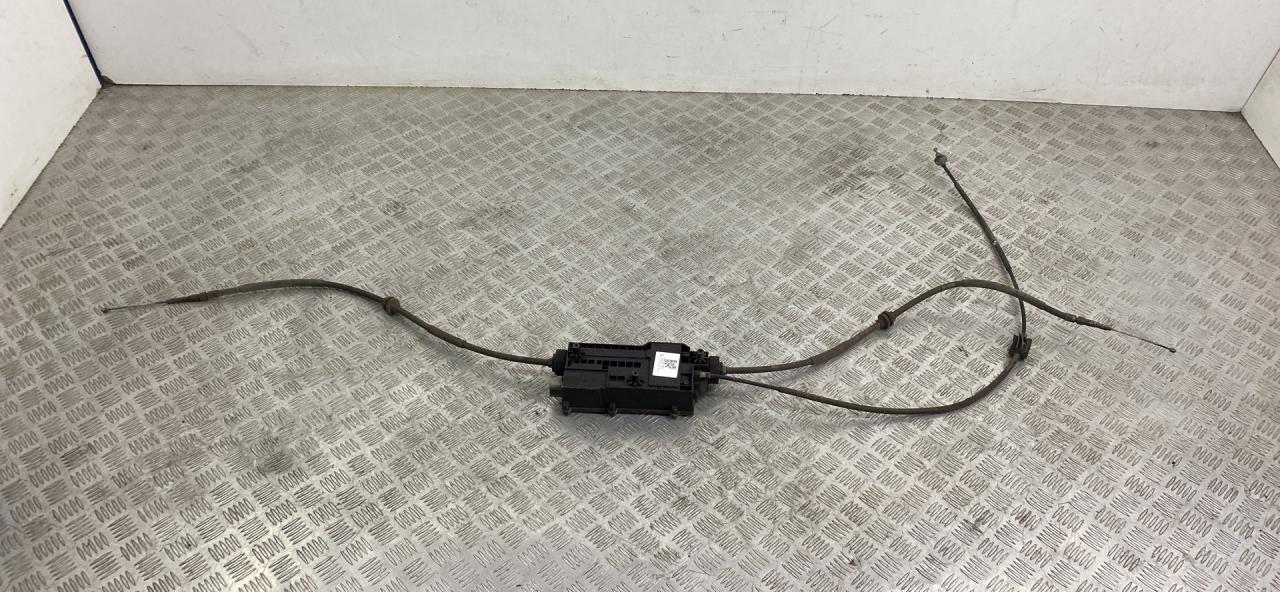 блок управления ручником BMW X6 M E71/E72 2010, 4.4 л., S63 B44 A, бензин, АКПП, carbonschwarz metallic (416), внедорожник 5 дв., полный привод, 34436788968, 6788968, 34436850289, 6850289 - фото №1