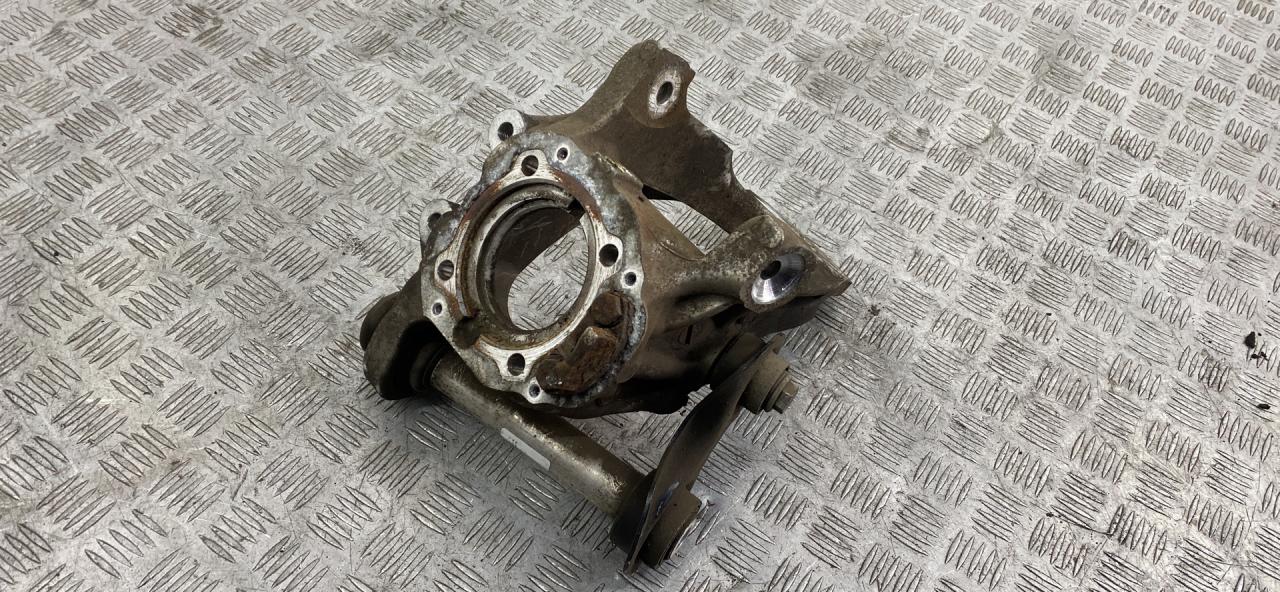 кулак задний правый BMW X6 M E71/E72 2010, 4.4 л., S63 B44 A, бензин, АКПП, carbonschwarz metallic (416), внедорожник 5 дв., полный привод, 33326879102, 6879102 - фото №1