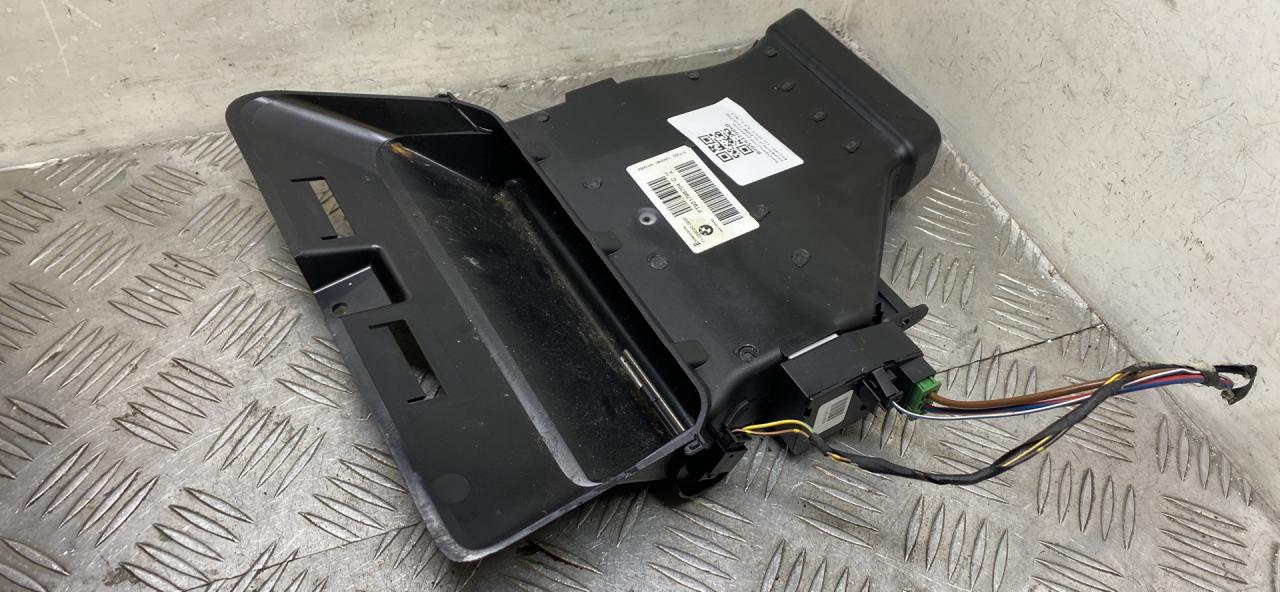 электрический радиатор отопителя (тэн) BMW 7 серия F01/F02 F02 2012, 4.4 л., N63 B44 A, бензин, АКПП, blue (a89), седан, полный привод, 64119217987, 9217987 - фото №1