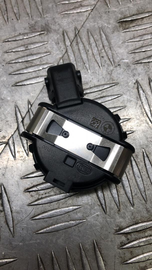 датчик дождя BMW 7 серия F01/F02 F02 2012, 4.4 л., N63 B44 A, бензин, АКПП, blue (a89), седан, полный привод, 61359234087, 9234087 - фото №1