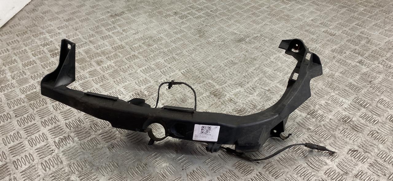 крепление фары левой BMW 3 серия E90/E91/E92/E93 2007, 3.0 л., M57 D30 (306D3), дизель, АКПП, серебро, седан, задний привод, правый руль, 51647116707, 7116707 - фото №1