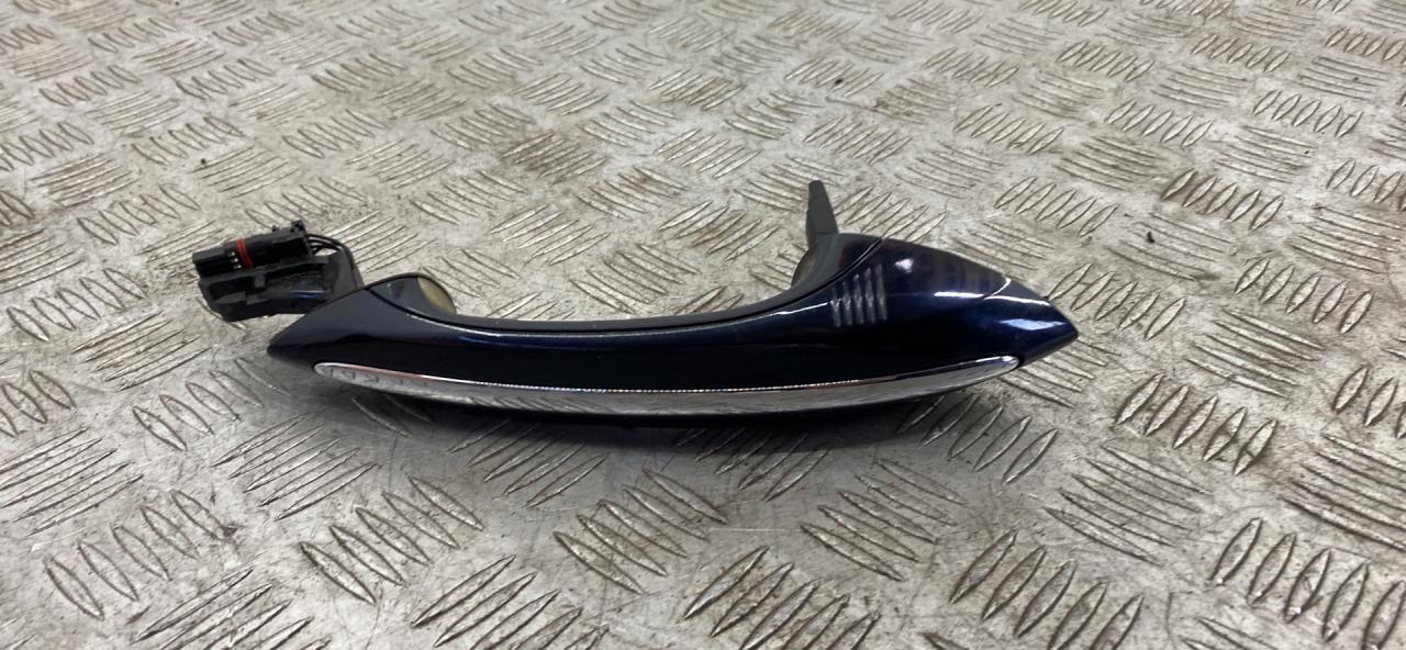 ручка наружная задняя левая BMW 7 серия F01/F02 F02 2012, 4.4 л., N63 B44 A, бензин, АКПП, blue (a89), седан, полный привод, 51217231933, 7305301 - фото №1