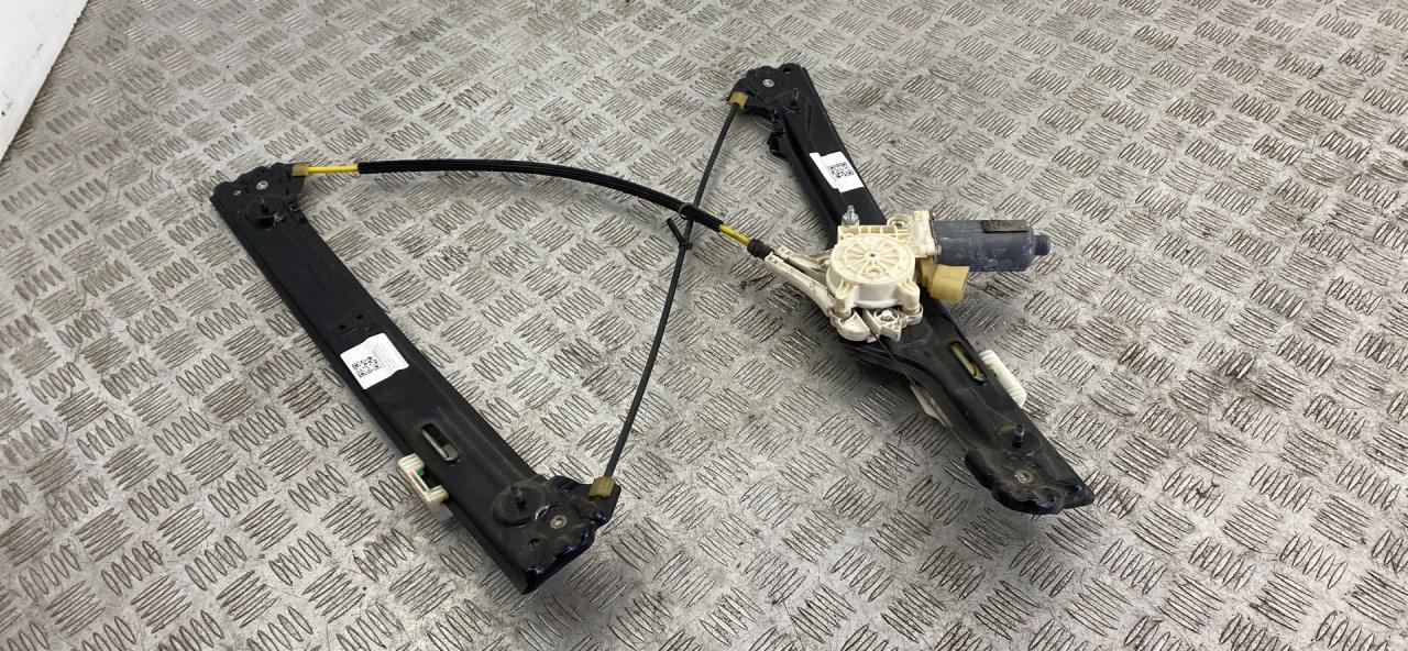 стеклоподъемник передний левый BMW X6 M E71/E72 2010, 4.4 л., S63 B44 A, бензин, АКПП, carbonschwarz metallic (416), внедорожник 5 дв., полный привод, 51337197301, 67627267691, 7179301, 7197605 - фото №1