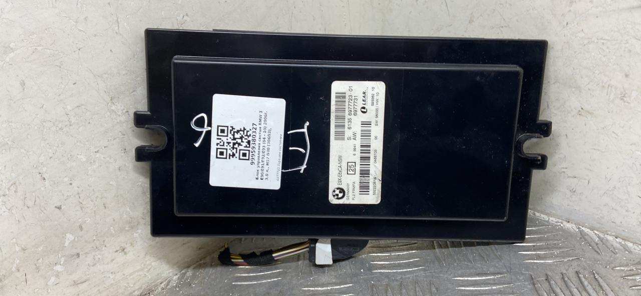 блок управления светом BMW 3 серия E90/E91/E92/E93 2007, 3.0 л., M57 D30 (306D3), дизель, АКПП, серебро, седан, задний привод, правый руль, 61356977723, 6977723 - фото №1