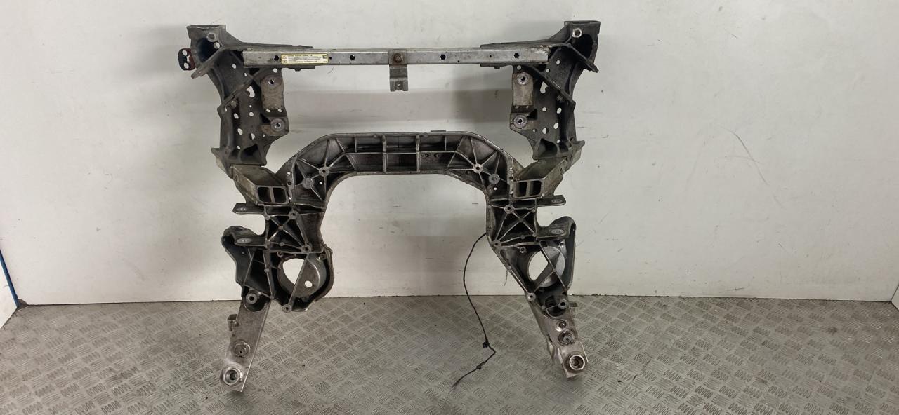 балка подвески передняя (подрамник) BMW 7 серия F01/F02 F02 2012, 4.4 л., N63 B44 A, бензин, АКПП, blue (a89), седан, полный привод, 31116799321, 6799321 - фото №1