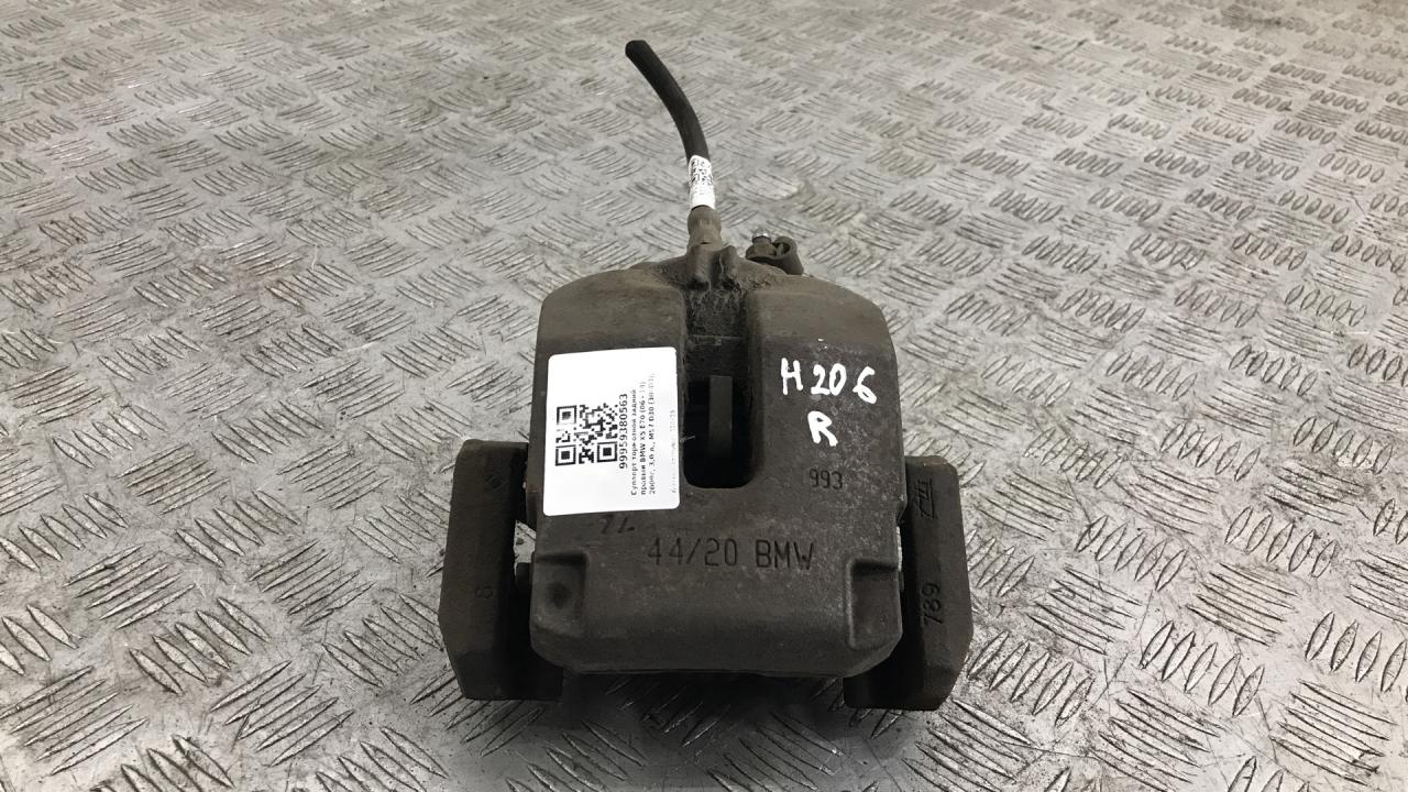 суппорт задний правый BMW X5 E70 2009, 3.0 л., M57 D30 (306D3), дизель, АКПП, spacegrau metallic (a52), внедорожник 5 дв., полный привод, правый руль, 34216776788 - фото №1