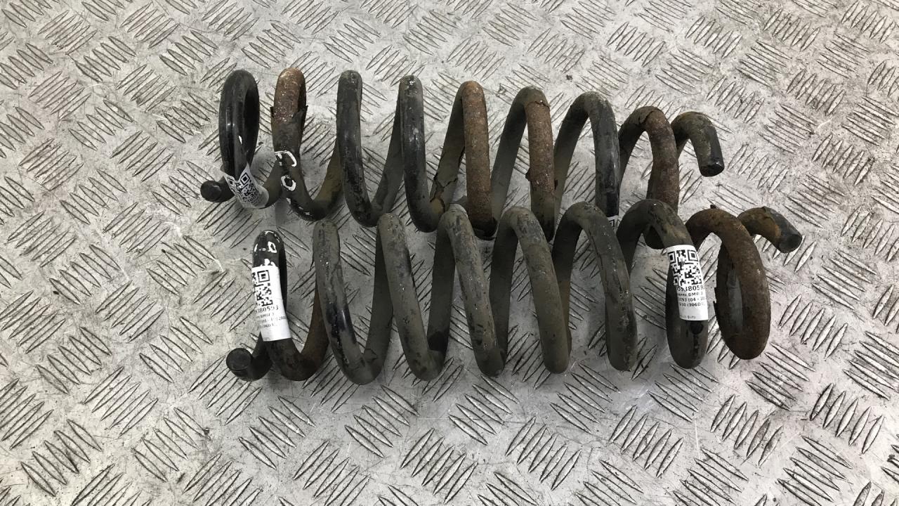 пружина задняя BMW 3 серия E90/E91/E92/E93 2007, 3.0 л., M57 D30 (306D3), дизель, АКПП, серебро, седан, задний привод, правый руль, 33536767345 - фото №1