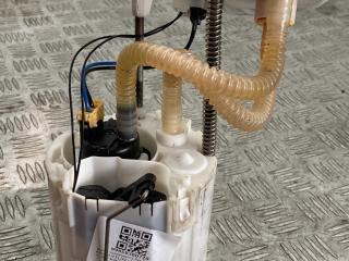 насос топливный BMW 3 серия F30/F31/F34 2013, 2.0 л., N47 D20 C, дизель, МКПП, black sapphire metallic (475), седан, задний привод, правый руль, 7243972, 16117243972