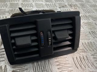 дефлектор обдува салона BMW 3 серия F30/F31/F34 2013, 2.0 л., N47 D20 C, дизель, МКПП, black sapphire metallic (475), седан, задний привод, правый руль, 64229265350, 9265350