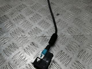 разъем AUX / USB BMW 3 серия F30/F31/F34 2013, 2.0 л., N47 D20 C, дизель, МКПП, black sapphire metallic (475), седан, задний привод, правый руль, 84109229247, 9229247