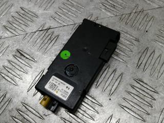 усилитель антенны BMW 3 серия F30/F31/F34 2013, 2.0 л., N47 D20 C, дизель, МКПП, black sapphire metallic (475), седан, задний привод, правый руль, 65209231175, 9231175