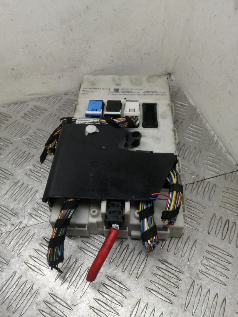 блок управления (другие) BMW 3 серия F30/F31/F34 2013, 2.0 л., N47 D20 C, дизель, МКПП, black sapphire metallic (475), седан, задний привод, правый руль, 61359286113, 9286113 - фото №1