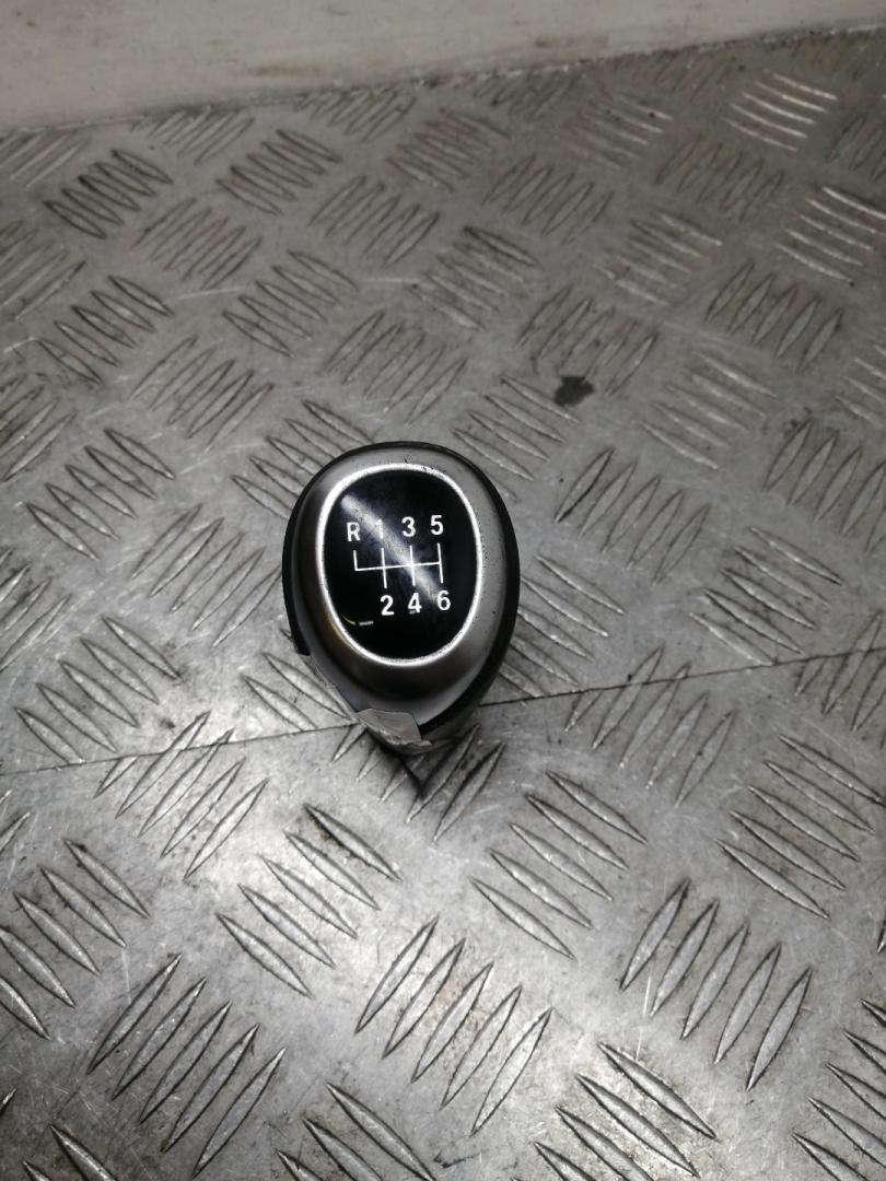 ручка кулисы КПП BMW 3 серия F30/F31/F34 2013, 2.0 л., N47 D20 C, дизель, МКПП, black sapphire metallic (475), седан, задний привод, правый руль, 25117596085 - фото №1