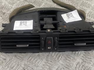 дефлектор обдува салона BMW 5 серия E60/E61 [рестайлинг] 2009, 3.0 л., M57 D30 (306D3), дизель, АКПП, spacegrau metallic (a52), универсал, задний привод, правый руль, 7009275, 64226910734, 6910734, 64227009275