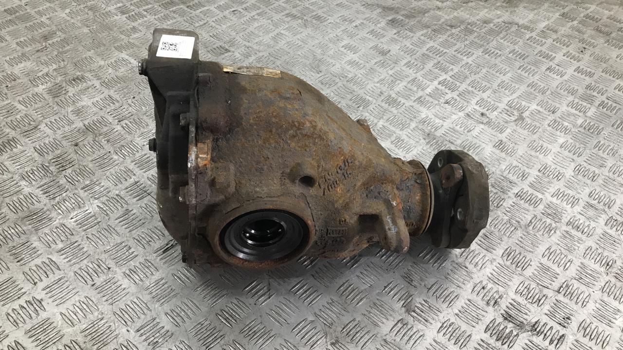 редуктор заднего моста BMW 3 серия E90/E91/E92/E93 2007, 3.0 л., M57 D30 (306D3), дизель, АКПП, серебро, седан, задний привод, правый руль, 7571178, 7527756, 33107527756, 33107571178 - фото №1
