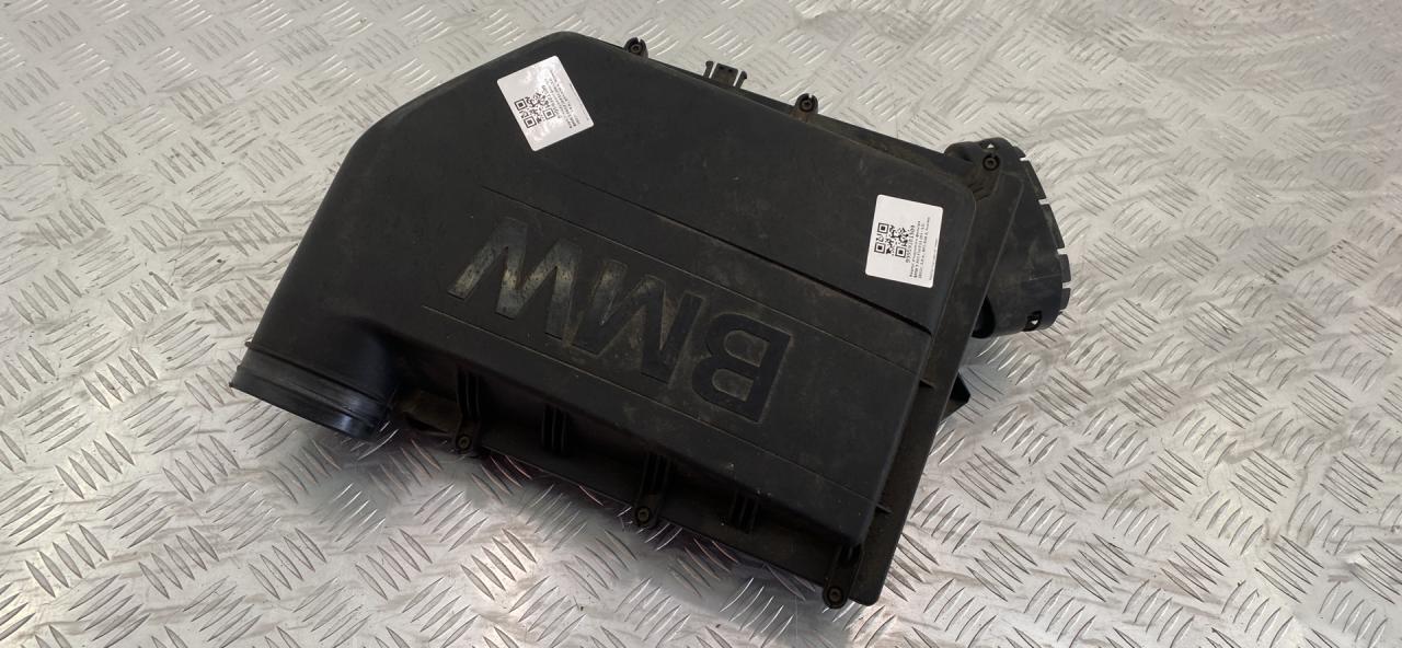 корпус воздушного фильтра BMW 5 серия F07/F10/F11 2012, 3.0 л., N55 B30 A, бензин, 7583725 - фото №1