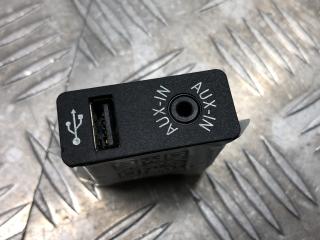 разъем AUX / USB BMW 5 серия F07/F10/F11 [рестайлинг] 2013, 9237654
