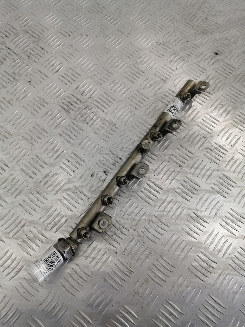 топливная рампа BMW 7 серия F01/F02 F02 2012, 4.4 л., N63 B44 A, бензин, АКПП, blue (a89), седан, полный привод, 13537537319, 7537319, 13537547599, 7547599 - фото №1