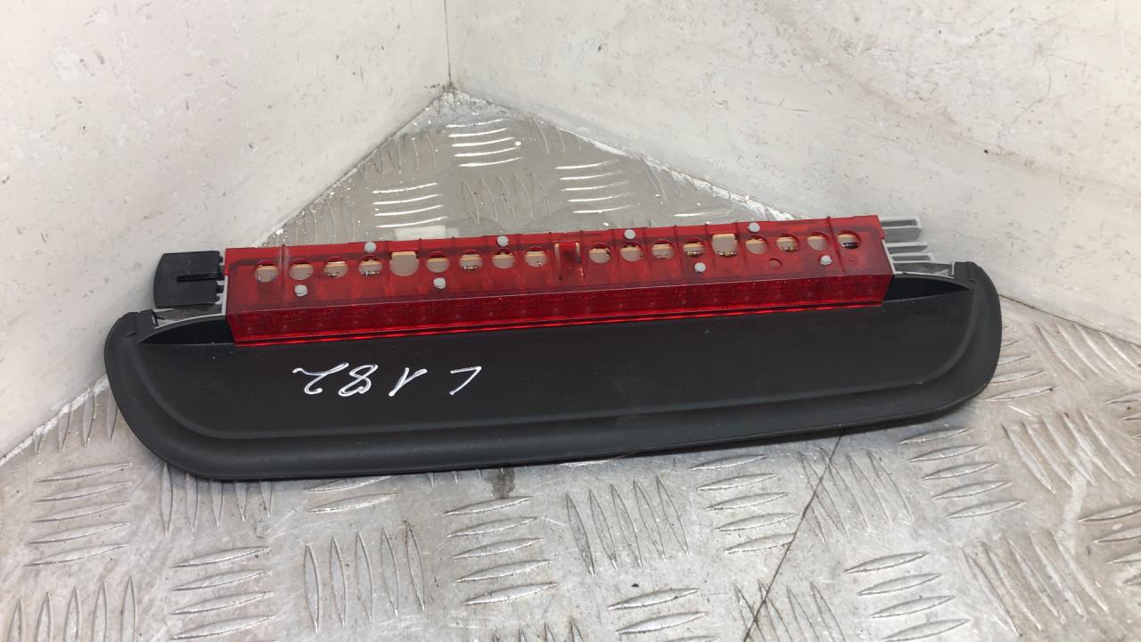 дополнительный стоп-сигнал BMW 3 серия E90/E91/E92/E93 2007, 3.5 л., M57D30 (306D5), дизель, АКПП, spacegrau metallic (a52), купе, задний привод, правый руль, 63257180653, 7180653 - фото №1