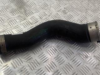 патрубок интеркулера BMW 5 серия F07/F10/F11 [рестайлинг] F10 2013, 2.8 л., бензин, АКПП, sophigrau brillanteffekt(b90), седан, полный привод, 13717612095, 7612095